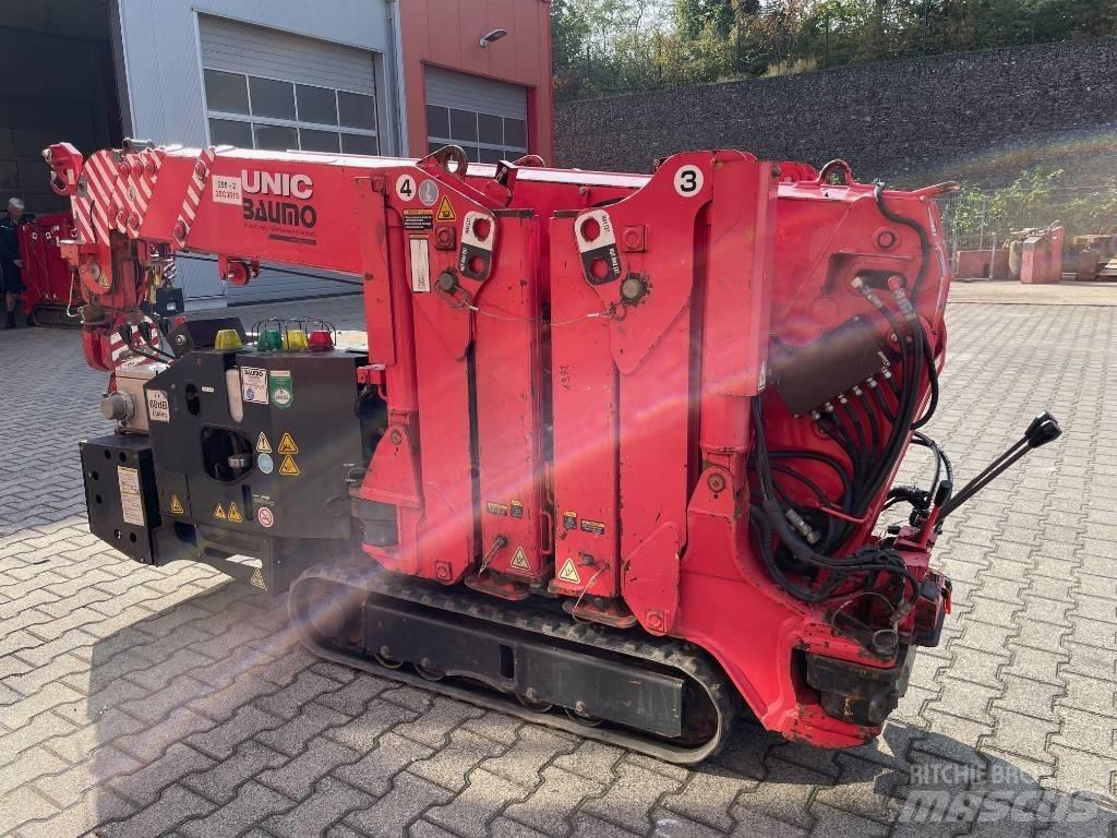 Unic URW-295 미니 크레인