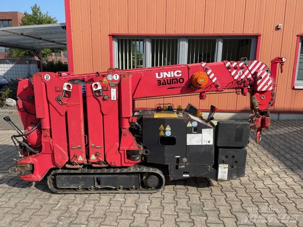 Unic URW-295 미니 크레인