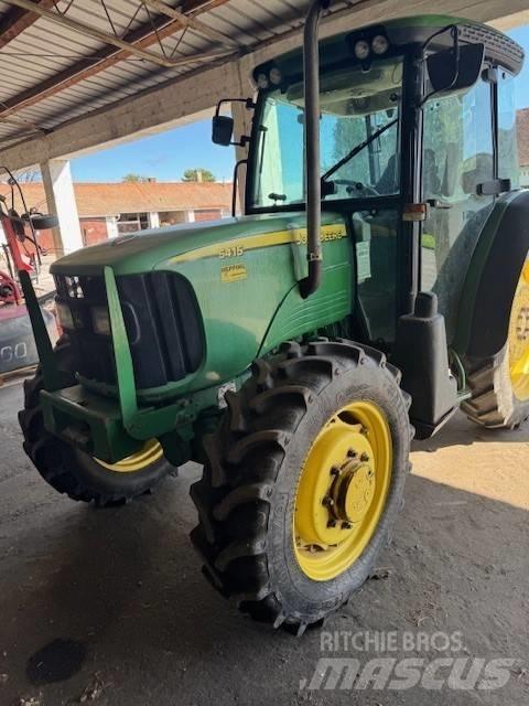 John Deere 5415 트랙터