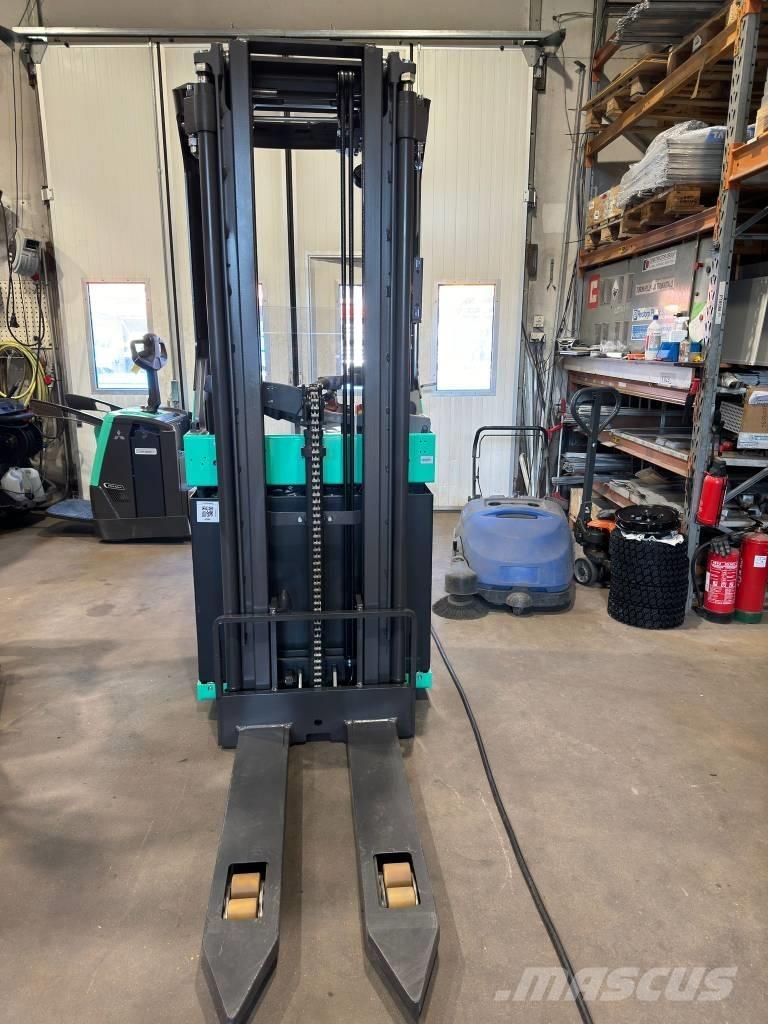 Mitsubishi SBR16N2 보행식 리치 지게차