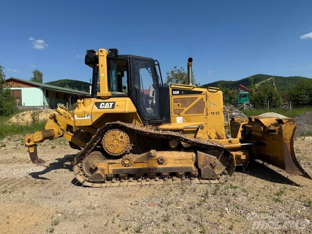 CAT D6N XL 크롤러 도저