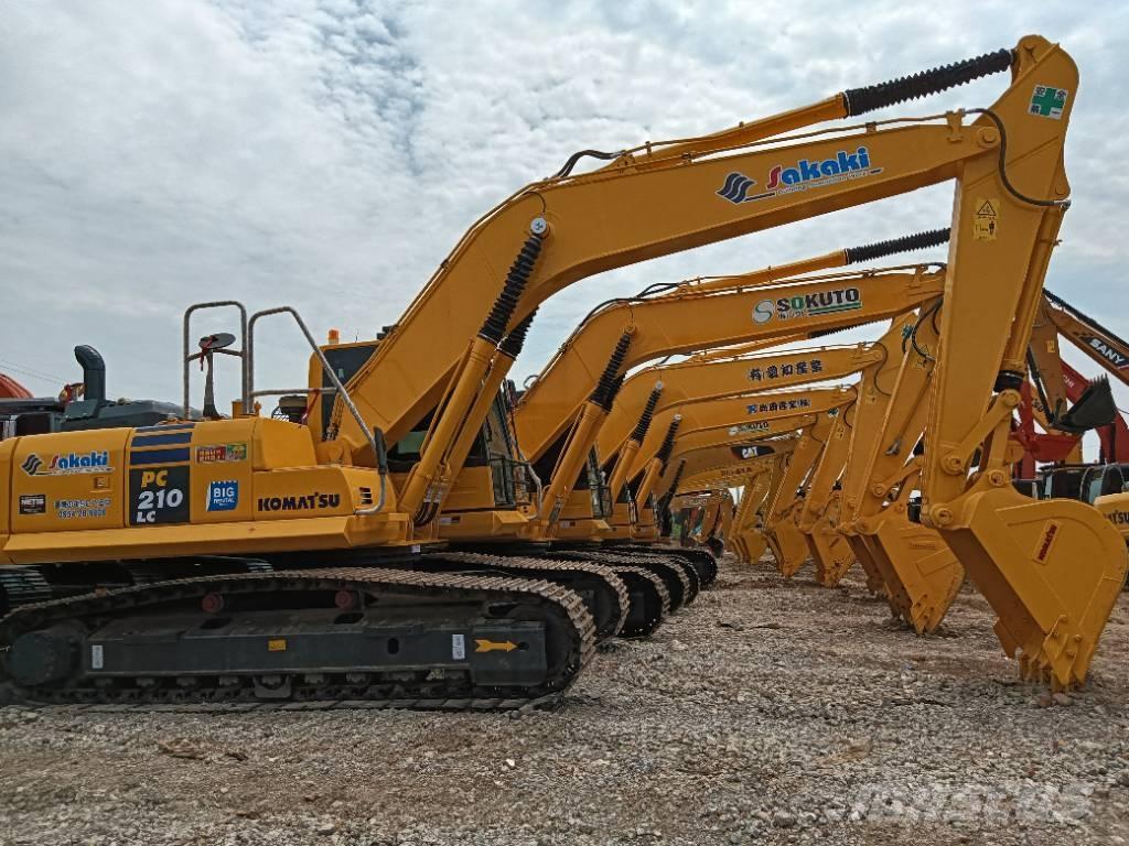 Komatsu PC 210 대형 굴삭기 29톤 이상