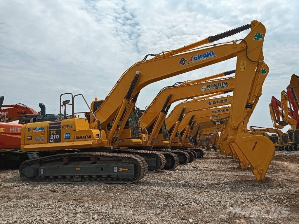 Komatsu PC 210 대형 굴삭기 29톤 이상
