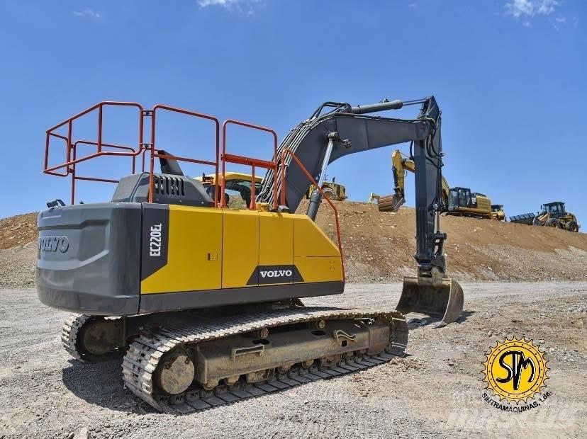 Volvo EC 220 E 대형 굴삭기 29톤 이상