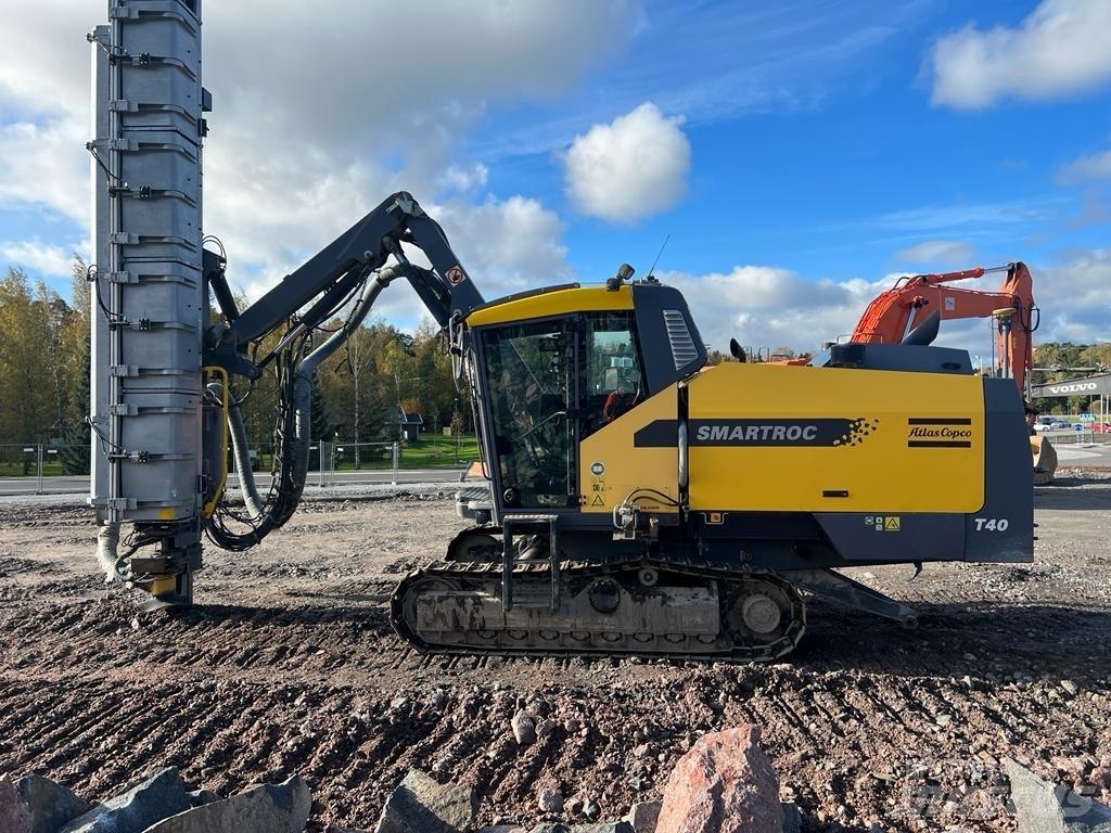Atlas Copco T 40 도로 굴착기