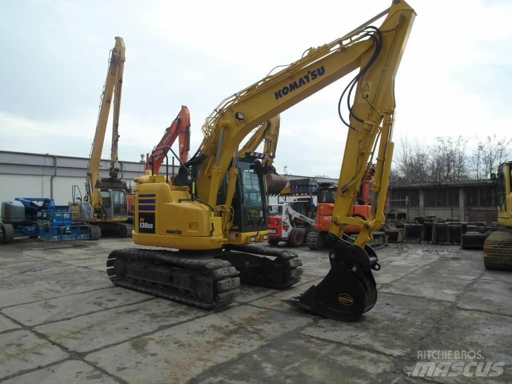 Komatsu PC 138 US-11 대형 굴삭기 29톤 이상