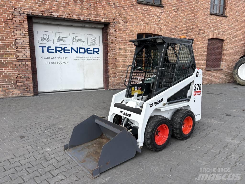 Bobcat S 70  스키드로더