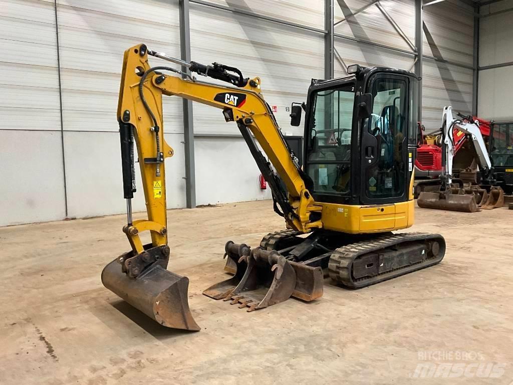 CAT 303 E 대형 굴삭기 29톤 이상