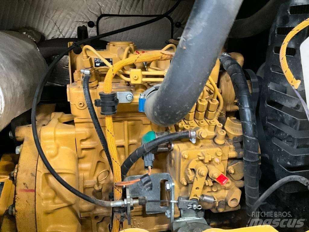 CAT 303 E 대형 굴삭기 29톤 이상