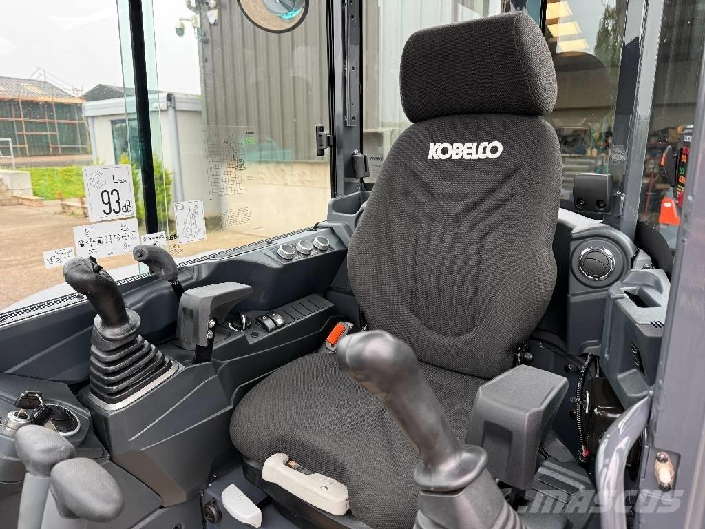 Kobelco SK26-7 소형 굴삭기 7톤 미만