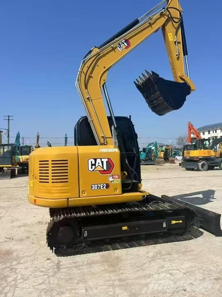 CAT 307E2 대형 굴삭기 29톤 이상