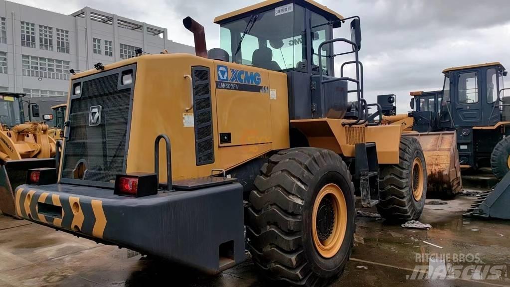 XCMG LW 600 FV  휠로우더