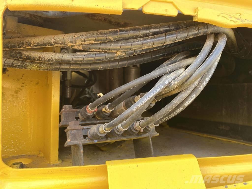 Komatsu PC 78 US 대형 굴삭기 29톤 이상