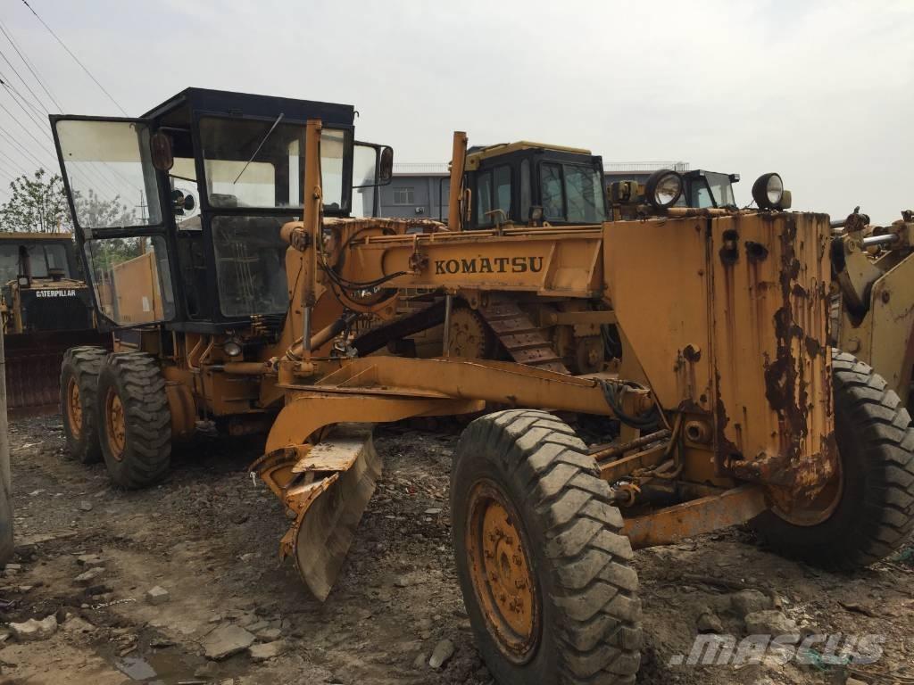 Komatsu GD 511 A 그레이더