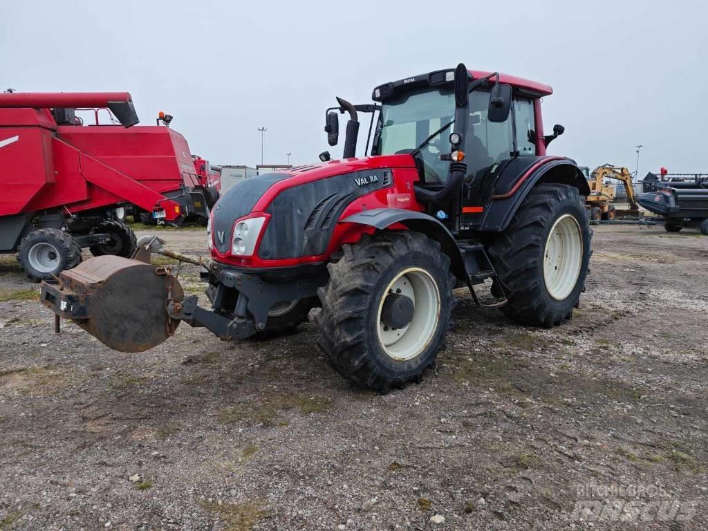 Valtra T 193 트랙터