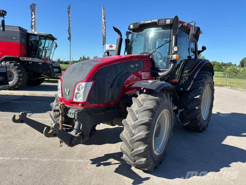 Valtra T 193 트랙터
