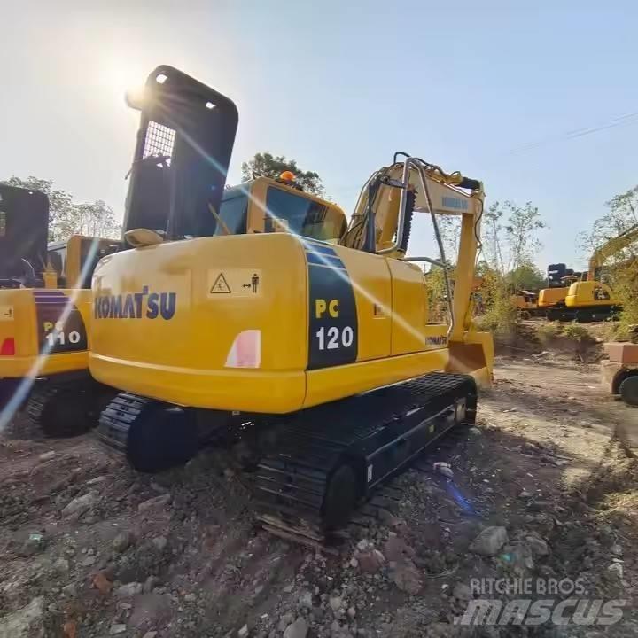 Komatsu PC 120 대형 굴삭기 29톤 이상