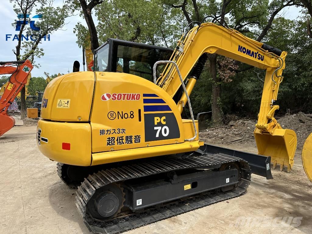 Komatsu PC 70 대형 굴삭기 29톤 이상