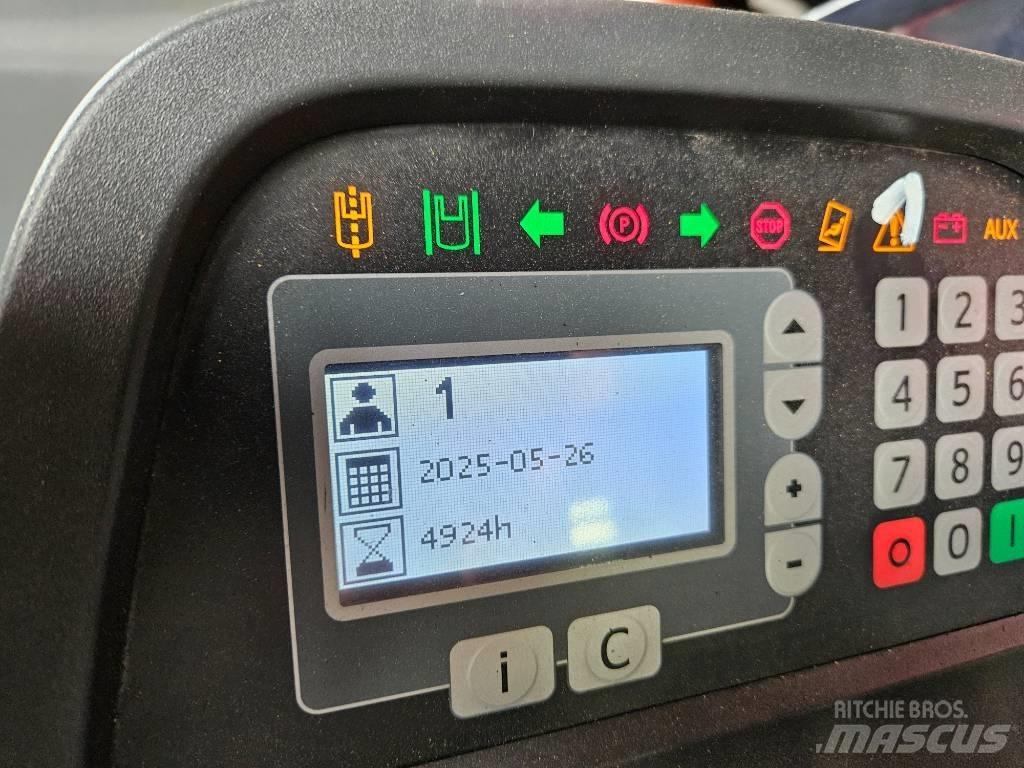 BT RR E 160 리치 트럭