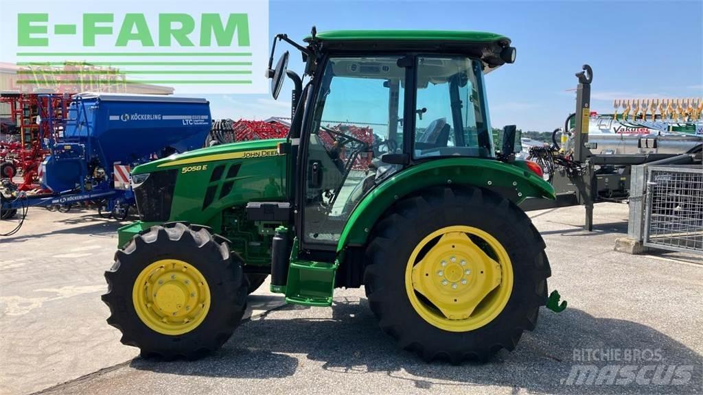 John Deere 5058E 트랙터
