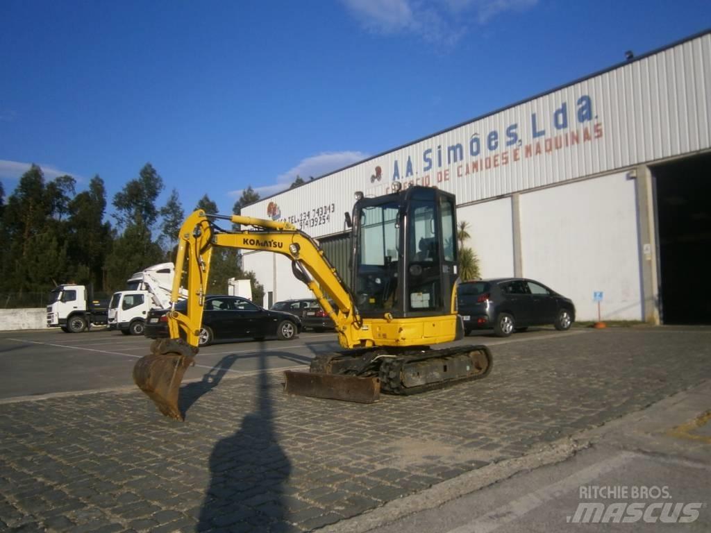 Komatsu PC26MR-3 소형 굴삭기 7톤 미만