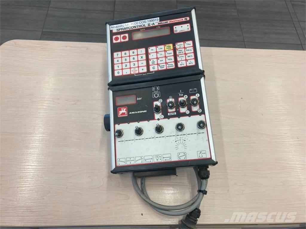 Amazone UF1000 견인형 분무기