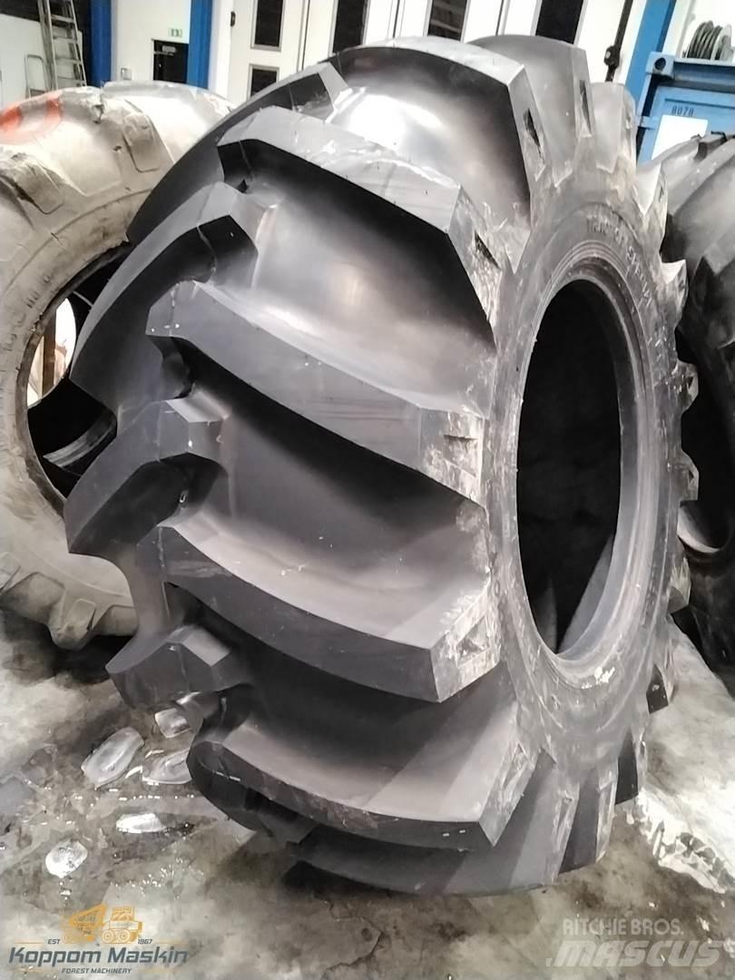 Nokian Trs 30,5-32 타이어, 휠 및 림