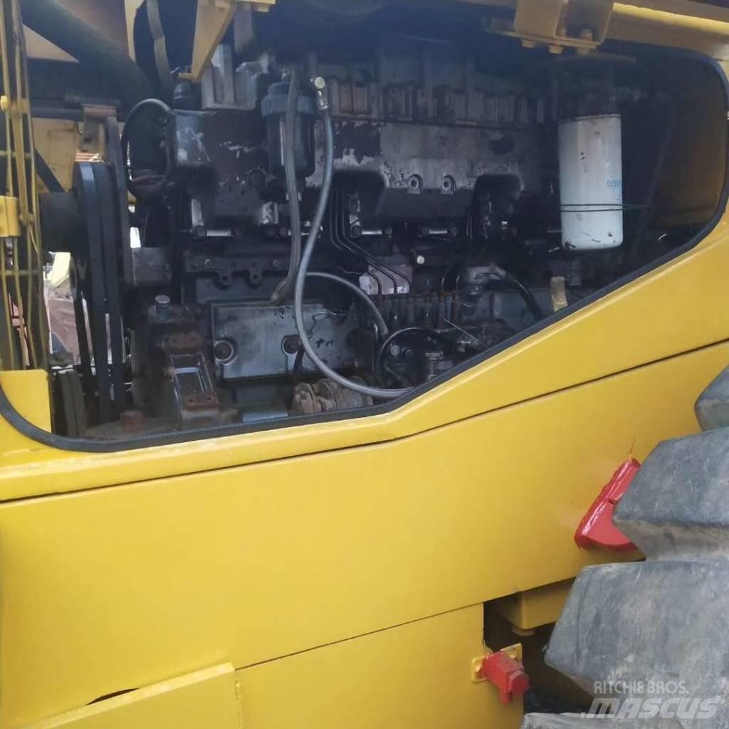 Komatsu wa470-3  휠로우더