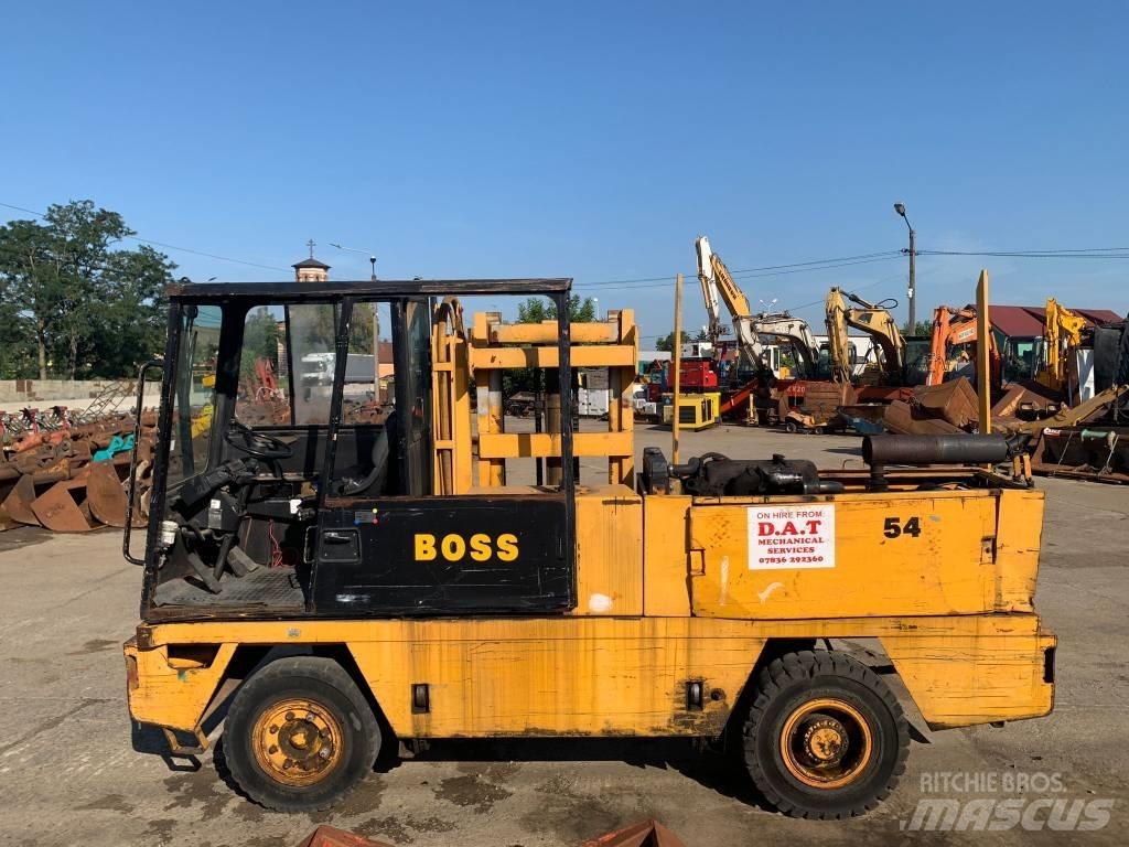 Boss LB546 사이드로더