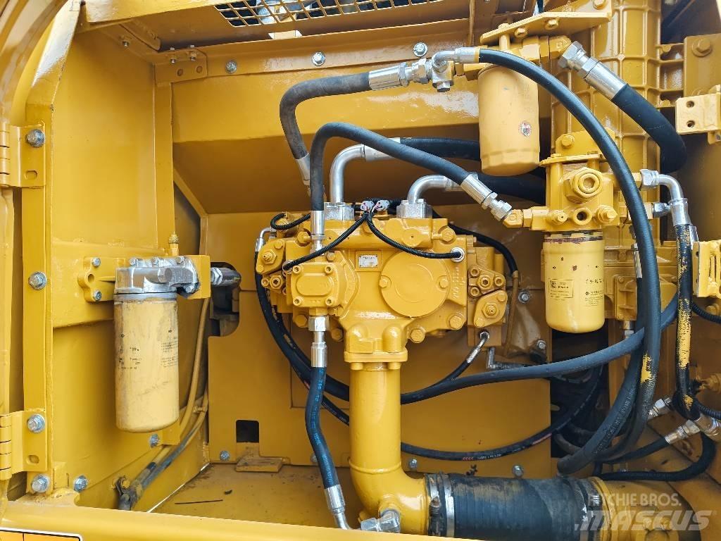 CAT 330 D2L 대형 굴삭기 29톤 이상