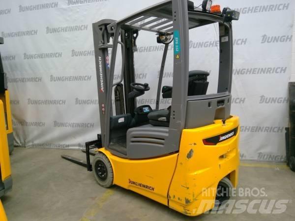 Jungheinrich EFG 112 전동 지게차