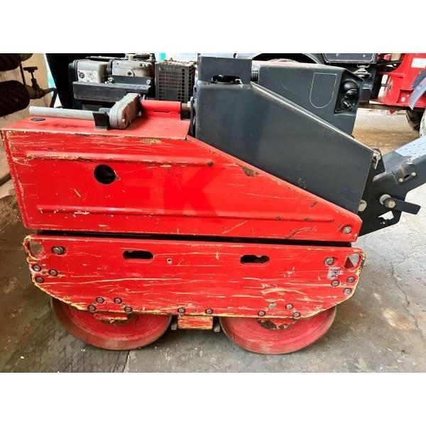 Bomag BW 65H 견인 진동 롤러