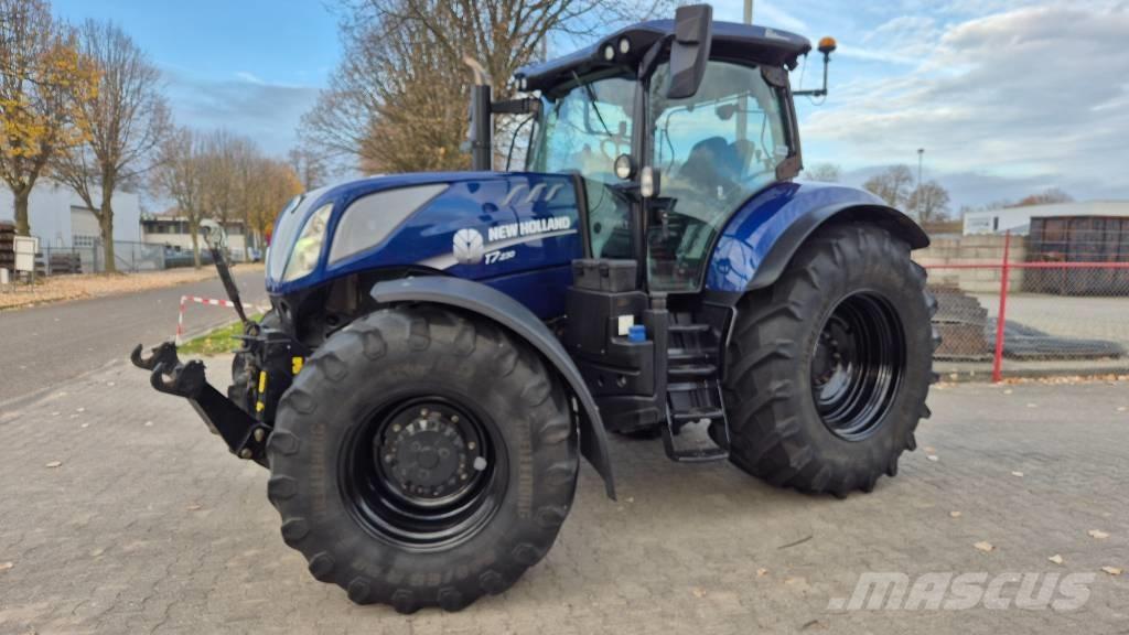New Holland T 7.230 트랙터
