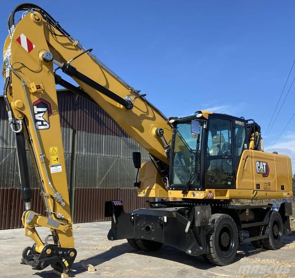 CAT MH 3022  휠 굴삭기