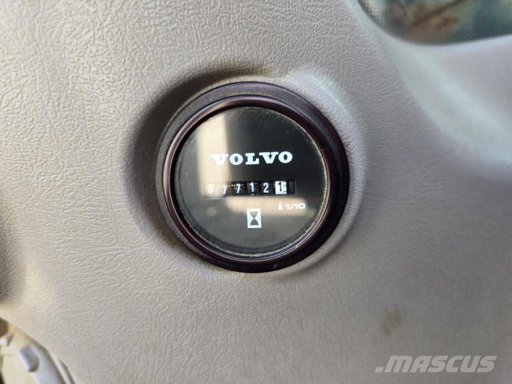Volvo EC 220EL 대형 굴삭기 29톤 이상