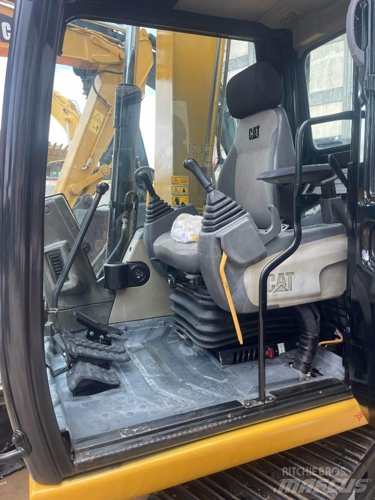 CAT 307 D 소형 굴삭기 7톤 미만
