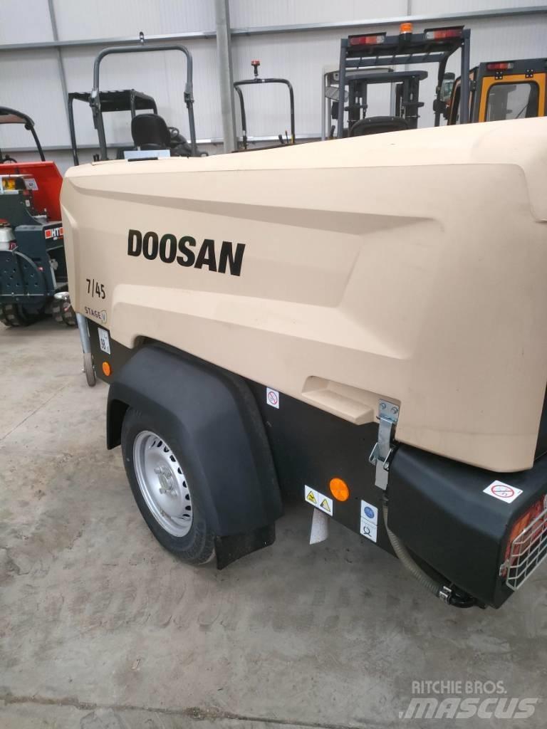Doosan 7/45 콤푸레샤