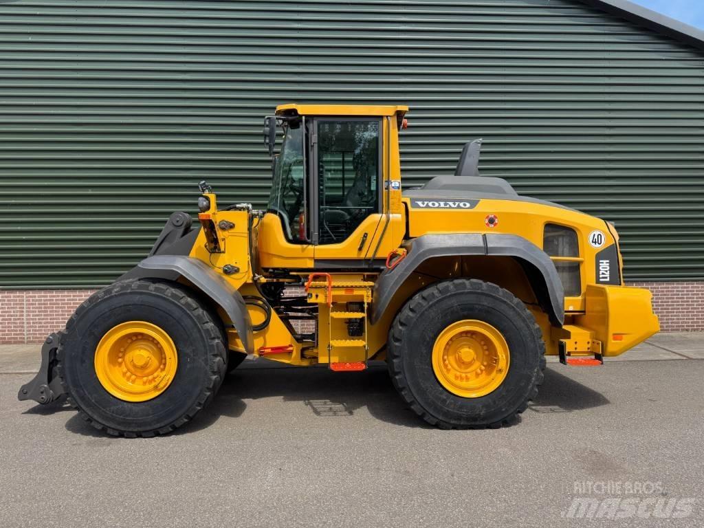 Volvo L 120 H  휠로우더