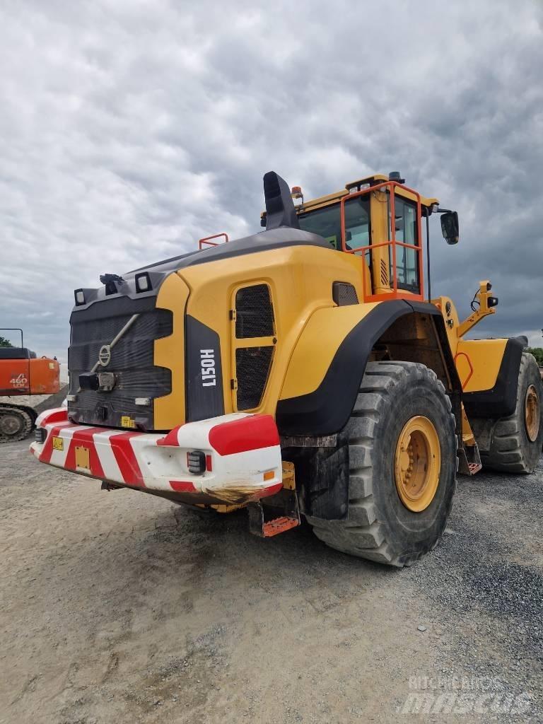 Volvo L 150 H 싱글 드럼 롤러