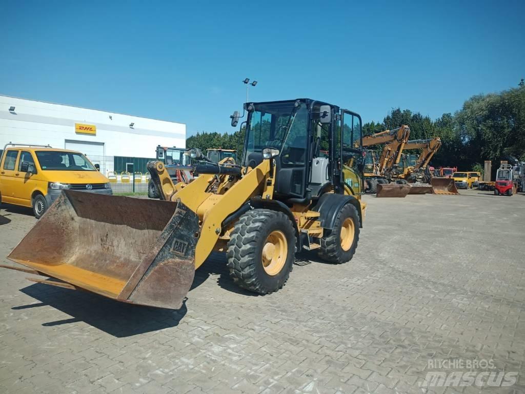CAT 908 M  휠로우더