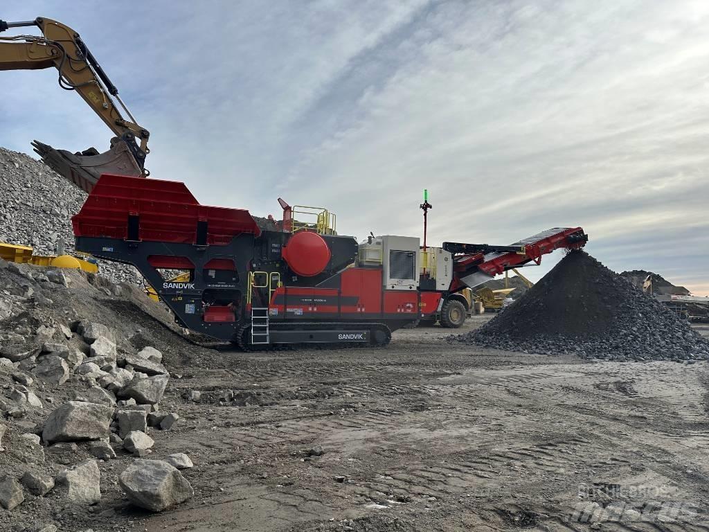 Sandvik UJ443e 이동식 분쇄기
