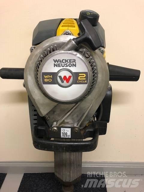 Wacker Neuson BH55rw 브레이커