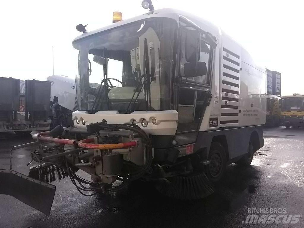 Ravo 530CD 도로 청소차