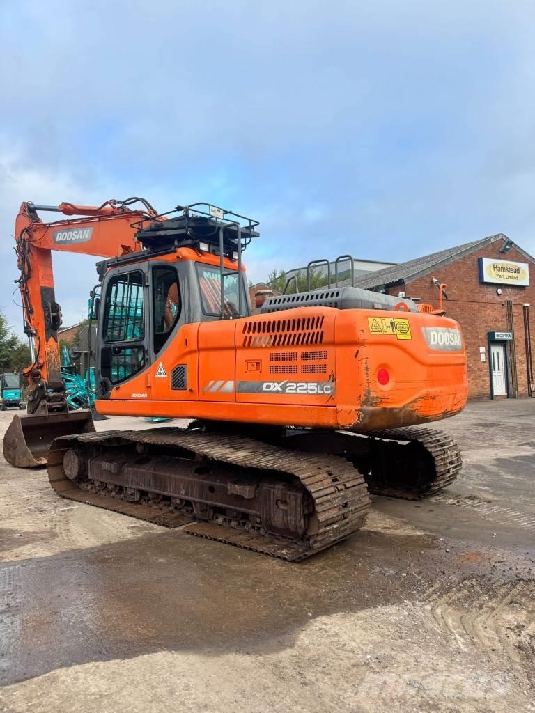 Doosan DX 225 LC 대형 굴삭기 29톤 이상