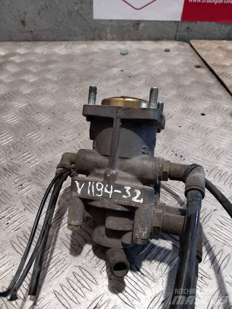 Volvo FH 12  1628491  브레이크