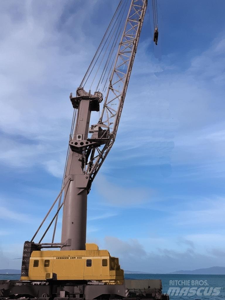 Liebherr LHM 400 하버 크레인