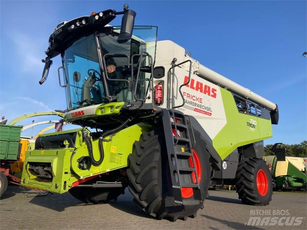 CLAAS Trion 730 콤바인 수확기