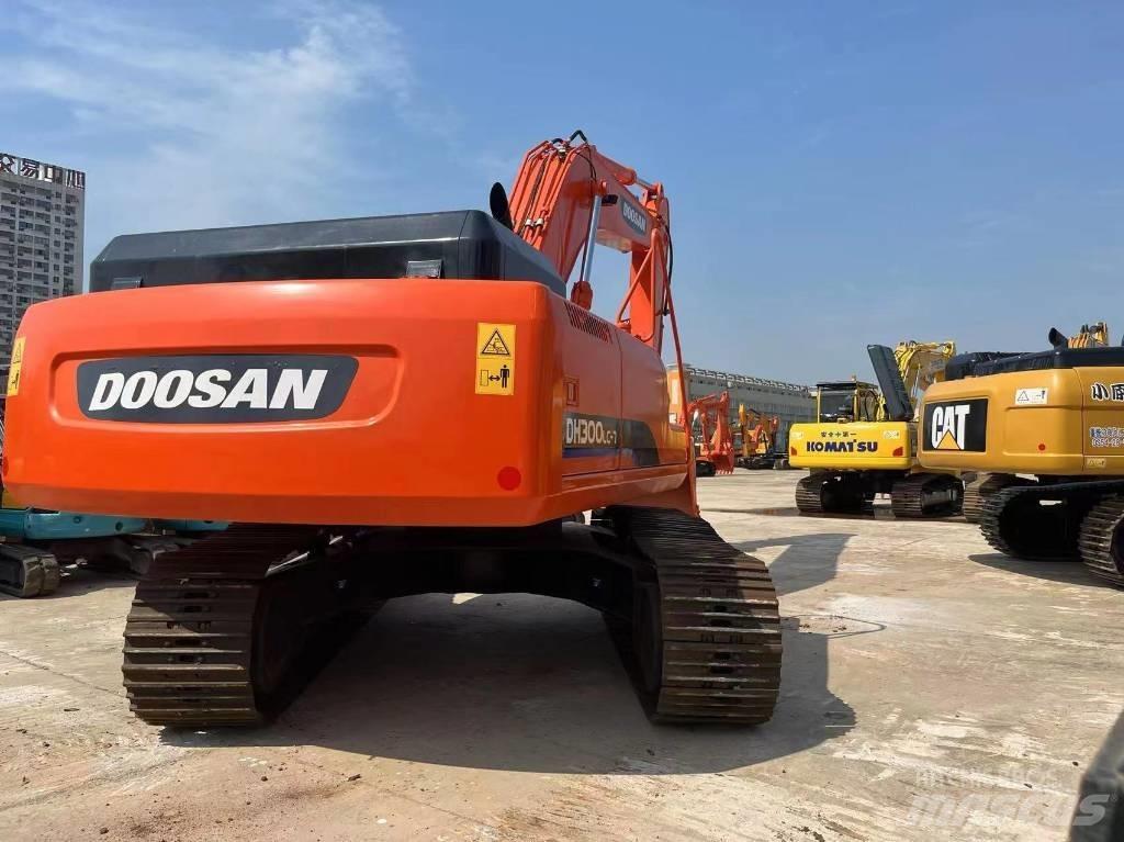 Doosan 300-7 대형 굴삭기 29톤 이상