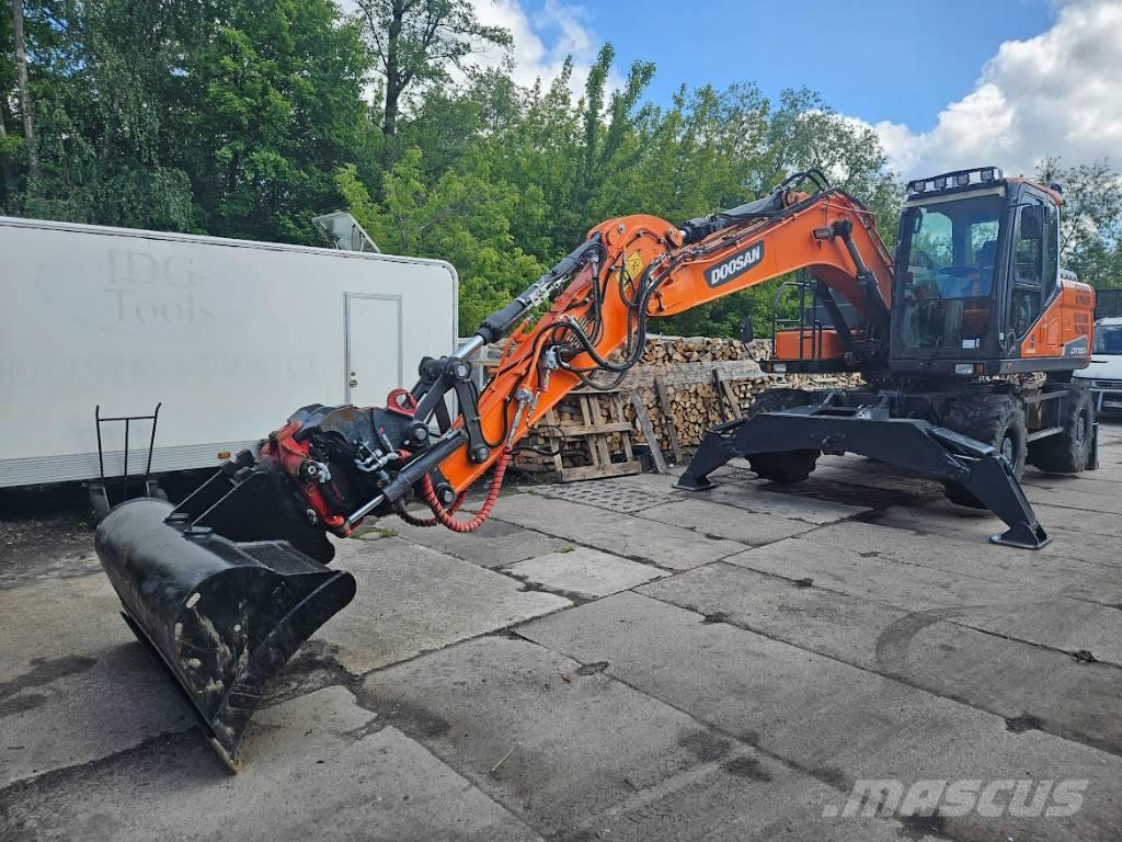 Doosan DX 160 W  휠 굴삭기