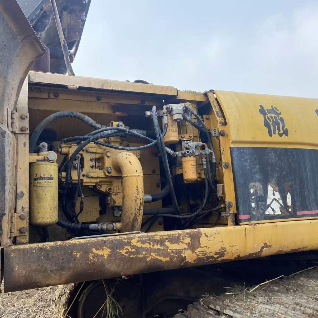 CAT 330 CL 대형 굴삭기 29톤 이상